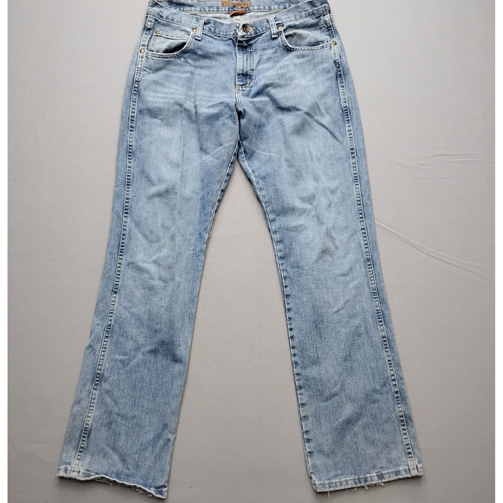 Wrangler Mens WRT20FD Boot Cut Jeans Light Wash Blue Denim 33x34